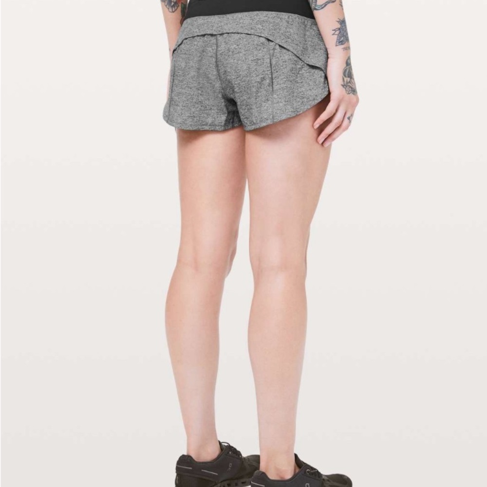 Lululemon Speed Up Short *2.5"
Heather Lux Multi Black / Black size 4